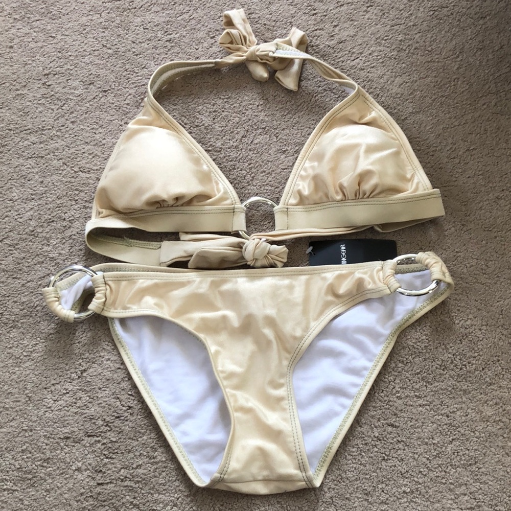 Shimmery bikini set